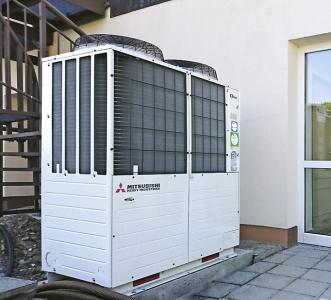 Obr. 3: TČ pro ohřev vody v hotelu VEGA Luhačovice