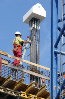 Obr. 11: Výztuž sloupu 6. NP s přepravkou