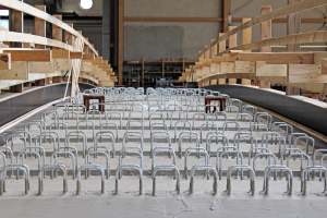 Obr. 3: Příklad spřaženého dřevobetonového mostu, lávka ve Švábském Gmündu, navržená firmou SCHAFFITZEL + MIEBACH Faszination Brücken GmbH