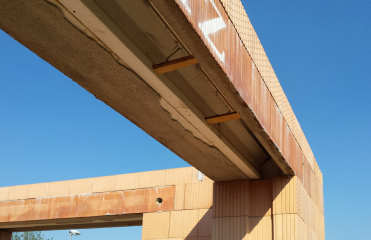 Roletový a žaluziový překlad HELUZ