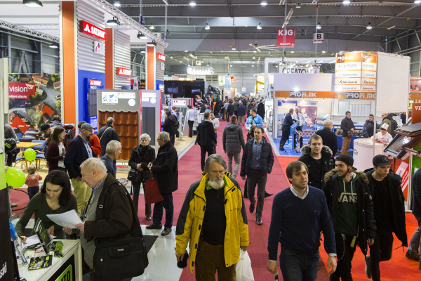 Navštivte největší veletrh pro střechy, fasády, izolace, dřevo, řemeslo a úspory energií Střechy Praha a souběžné akce v PVA Expo Praha Letňany ve dnech 7.–9. 2. 2019