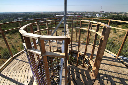 Rozhledna Doubravka na pražském vrchu Horka