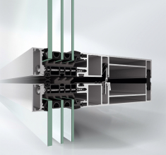 Nová fasáda Schüco UDC 80 nastavuje nový standard energetické úspornosti, s hodnotami Uf do 0,86 W/m².K včetně vlivu spojovacích prvků