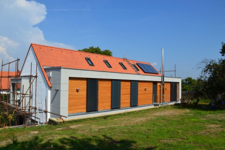 Rekonstrukce chlévů na rodinný dům v pasivním standardu