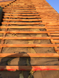 Šikmé střechy a fólie lehkého typu