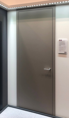 ConceptLine Ultramat v nové barvě Taupe v bezfalcovém provedení, se zapuštěnou rozetou