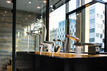 Nový showroom koupelen MARO v pražském Karlíně