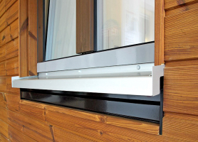 Obr. 8: Okno s rekuperačním větráním (zdroj www.stylezone.cz)