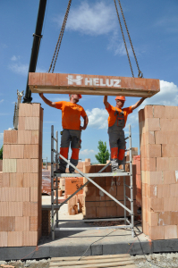 Nosný žaluziový a roletový překlad HELUZ