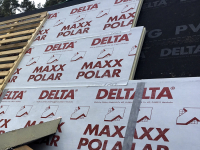 Z těsně zpracované pojistné hydroizolace DELTA-PVG se po doplnění tepelněizolačních desek stává funkční parobrzda s hodnotou sd 20 m