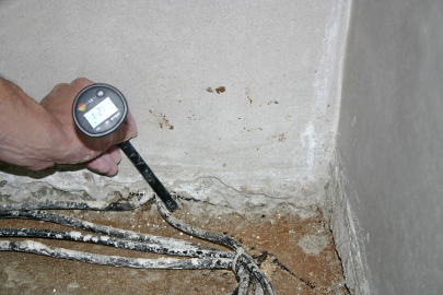 Netěsný prostup kabelu