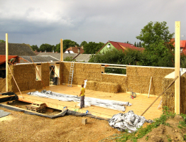 Obr. 5: Dokončená konstrukce stěn 1. NP