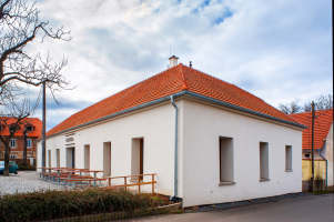 Rekonstrukce hospody se sálem v Máslovicích