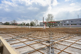 Velkoformátové tvárnice Silka Tempo na stavbě bytového domu v Rakovníku