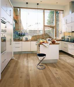 Kolekce Lux, dekor Dub Sun v jednolamelovém provedení