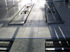 Použití dlažeb v exponovaném prostředí autodílny