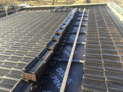 Fólie položená přes kontralatě (stupeň těsnosti 1)