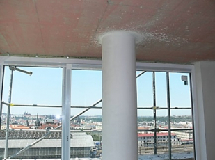 Obr. 5: Nedostatečně vyschlá penetrace