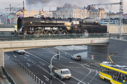 Uzel Plzeň, 2. stavba – přestavba osobního nádraží vč. mostů Mikulášské