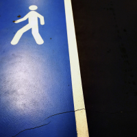 Obr. 6: Epoxidová úprava (krehké porušenie prekopírovaním defektu z podkladu)