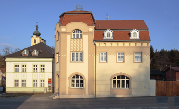 Budova kampeličky v Nečtinech po opravě