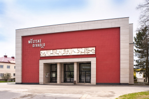 Divadlo, Žďár nad Sázavou – kreativní technika strukturování zubovým hladítkem