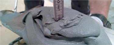 Tixotropní konzistence pro ruční nanášení