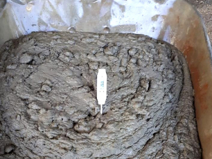 Chlazený beton dodaný na stavbu