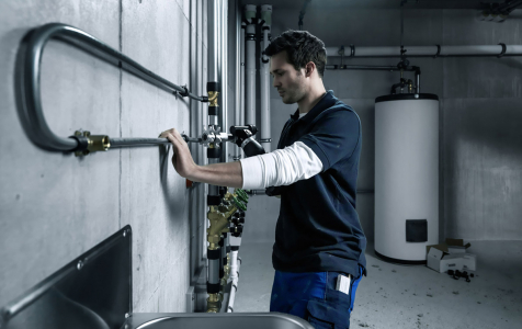 Odborný řemeslník na RAUTITAN vám rád poradí