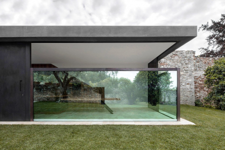 Obr. 7: F Holiday Home, Itálie, návrh: Bergmeisterwolf Architekten (zdroj: www.bergmeisterwolf.it)