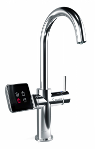 Nový dávkovač pitné vody RE.SOURCE je namontován na kohoutek a dodává vodu podle přání – normální, sycená, studená nebo horká