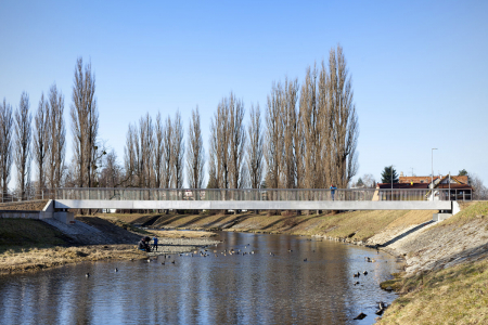 Lávka přes řeku Lubinu v Příboře