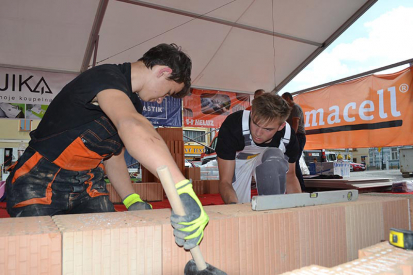 HELUZ opět podpořil soutěž studentů řemeslných oborů ŘEMESLO/SKILL