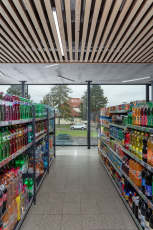  Beton v architektuře – samoobsluha Hruška v Trojanovicích