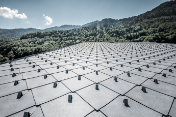 Stanice lanové dráhy Rigi Scheidegg s falcovanou střešní a fasádní šablonou PREFA