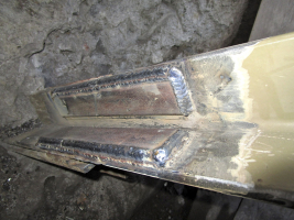 Obr. 24. Zemní táhlo 1C – detail místa s největším korozním poškozením (cca 70 %) po opravě