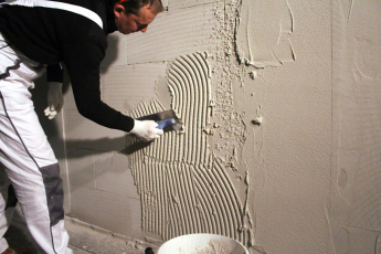 Systém Ytong nabízí řešení celé stěny včetně speciálně vyvinutých omítek