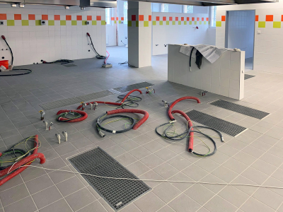 Rekonstrukce kuchyně základní školy umístěné v suterénu za pomoci produktů MEA