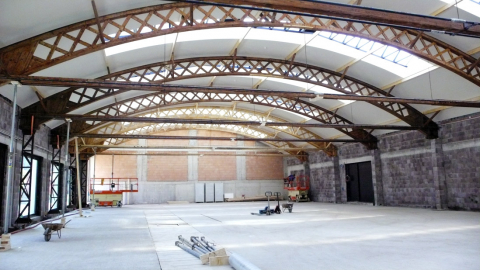 Začlenění staré průmyslové haly do objektů Palmovka Open Parku