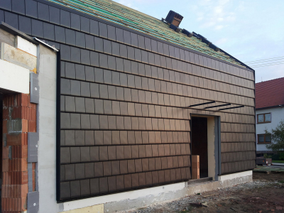 Realizace nápaditého architektonického konceptu si žádala technickou podporu od Bramacu