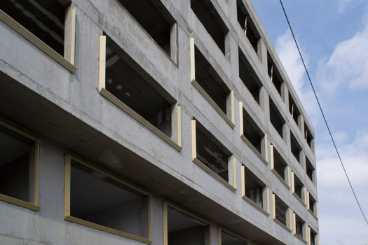 Nejstarším a v praxi nejvíce vyzkoušeným předsazeným systémem je bezpochyby řešení německé značky illbruck