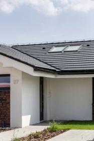 Vzorový dům moderní rezidenční čtvrti Lastovičky v Novej Dedinke