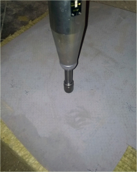 Obr. 2: Kroupové kladívko s nástavcem simulujícím tvar kroupy