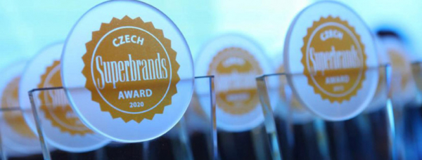 Bramac, lídr trhu střešních systémů, získal prestižní mezinárodní ocenění Superbrands 2020. Získání titulu je potvrzením výjimečného postavení značky BMI Bramac na českém trhu. Superbrands je nejuznávanější nezávislou globální autoritou v oblasti hodnocení a oceňování obchodních značek. Do programu se jednotlivé značky nemohou přihlásit, při nominaci se vychází z databáze všech registrovaných značek trade-mark, kterou pro tento účel uvolní Úřad průmyslového vlastnictví. Společnost Bisnode, přední světový poskytovatel obchodních informací, na základě obchodních dat a výsledků následně vytvoří seznam nominovaných kandidátů. Dalším krokem je spotřebitelský průzkum, kdy se na základě známosti a obliby značek zúží výběr na seznam semifinalistů.