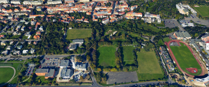 Na místě bývalého břevnovského fotbalového hřiště pod televizní věží na pražském Strahově by mohly stát bytové domy