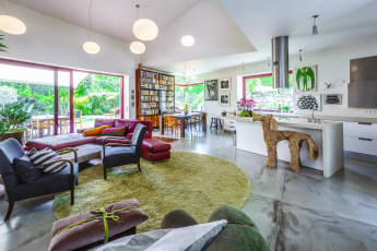 Interiér domu D15, který navrhlo interiérové studio OOOOX a Radka Kubková.