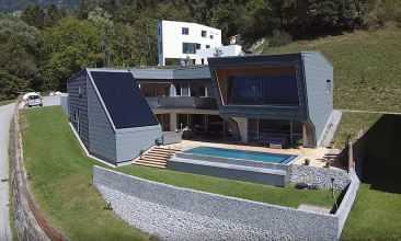 Haus K. v Dölsachu s aluminiovými fasádami a střechami