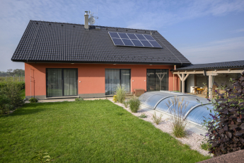 Pasivní rodinný dům ze jednovrstvého zdiva Ytong