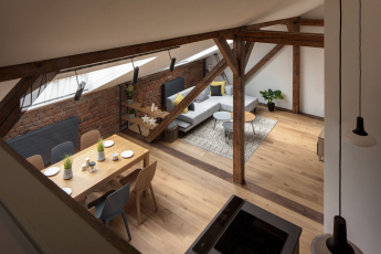 Byt pod střechou, KP INTERIORS