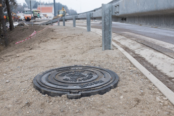 Kompozitní poklopy MEA/EMBECO